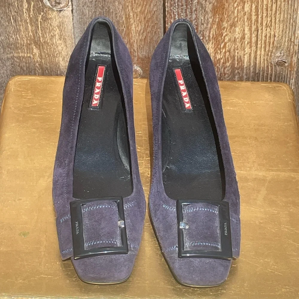 Prada Linea Rossa Women's Navy Suede Kitten Heels - Picture 2 of 7